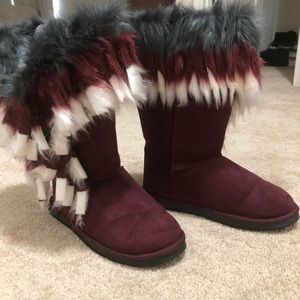 Faux fur fuzzie boots